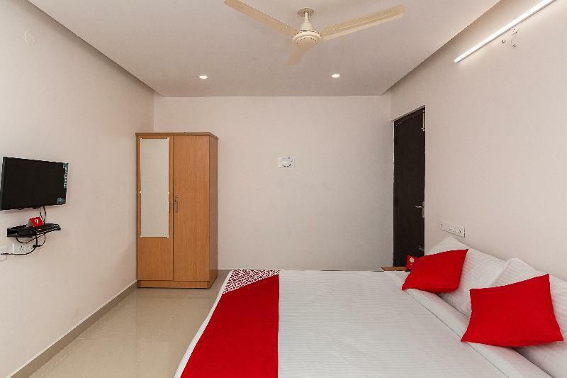 Super Hotel O Valasaravakkam Near Chandra Metro Mall Madrás Exterior foto